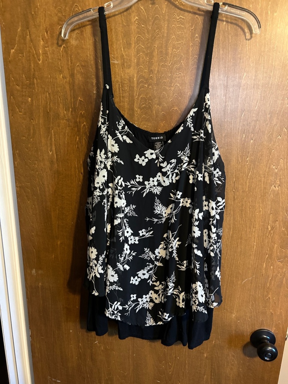 torrid Black White Floral Spaghetti Strap Camisole